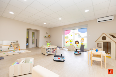 espace montessori lumineux pour tout petits