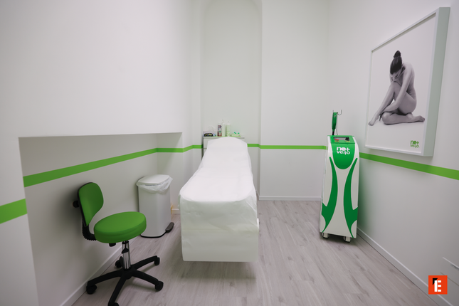 studio estetico moderno bianco e verde