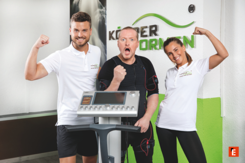 trainerteam im ems studio: ems gerät und anzug