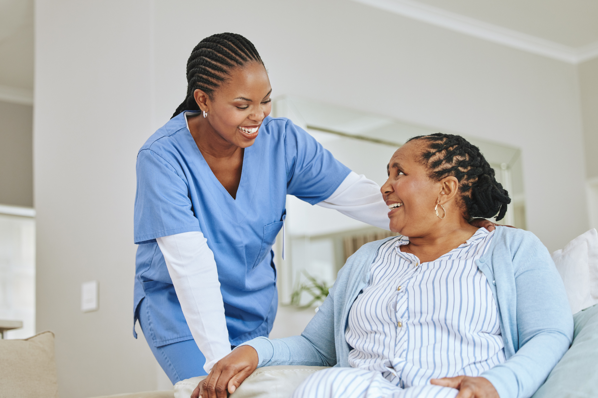 sourires et confiance : aide soignante à domicile