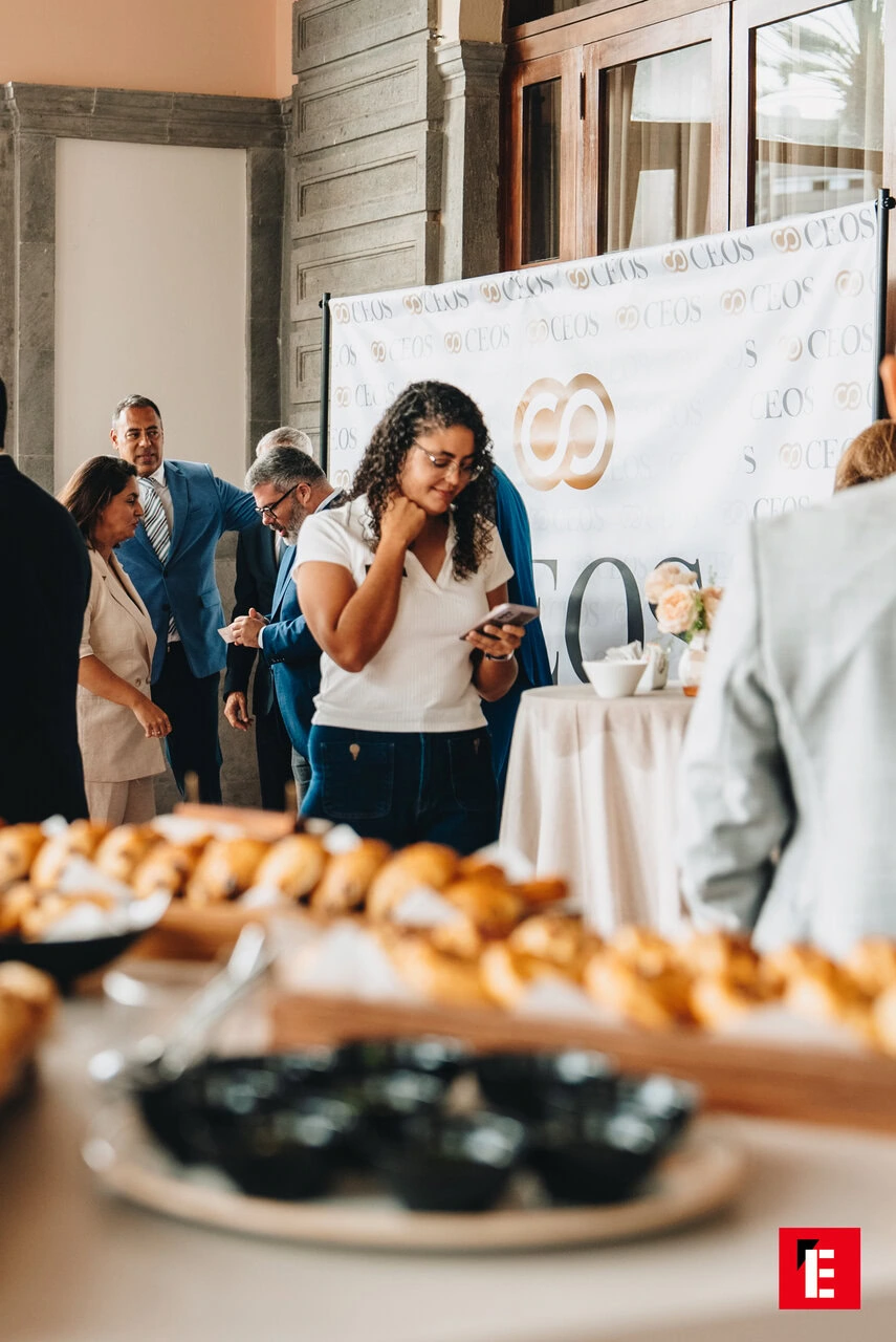 recepción de networking ceos en evento corporativo
