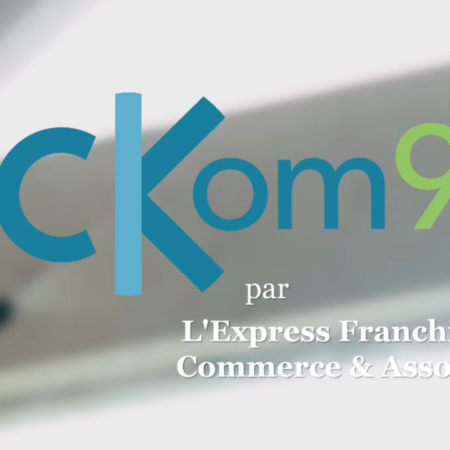 logo ckom9 bleu et vert par lexpress franchise