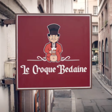 enseigne de bistrot rouge «le croque bedaine»