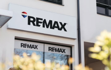 REMAX