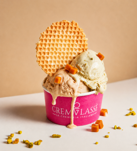 gelato pistacchio e caramello con cialda croccante