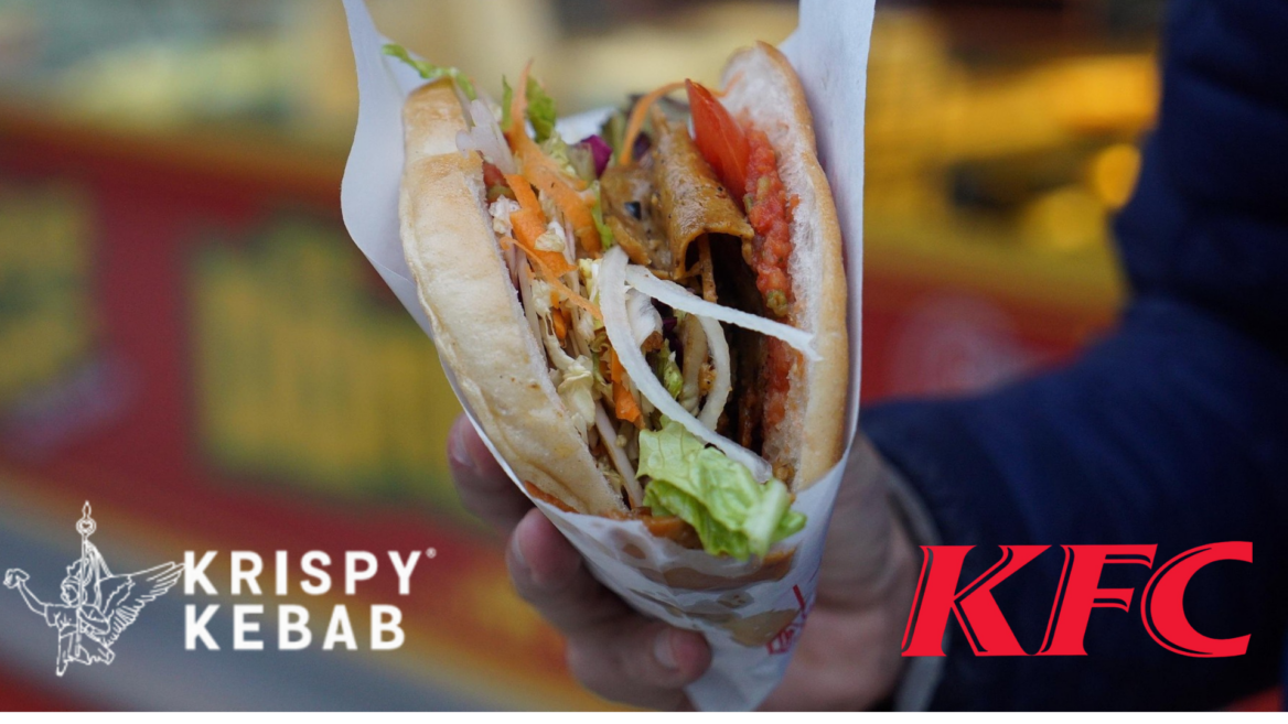 frischer kebab im fladenbrot mit würziger sauce