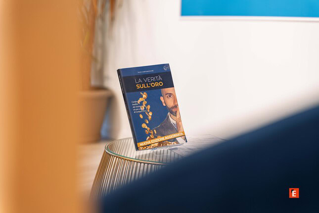 copertina del libro la verità sull’oro in salotto