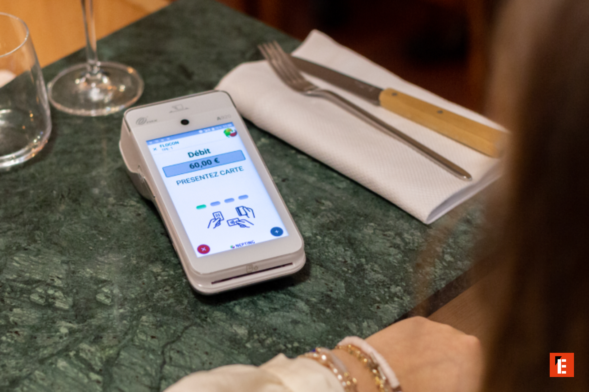terminal de paiement par carte 60 € au restaurant