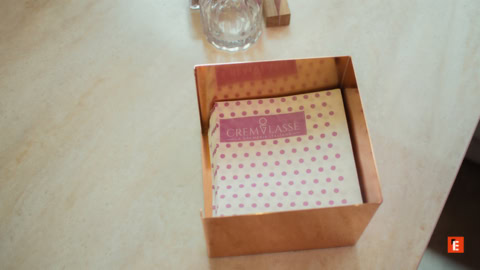 portatovaglioli in rame rosa vintage con pois