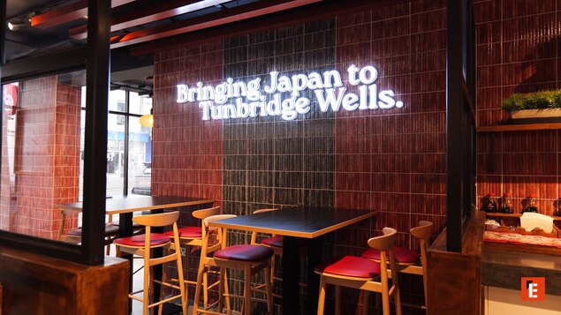 interior de restaurante japonés en tunbridge wells