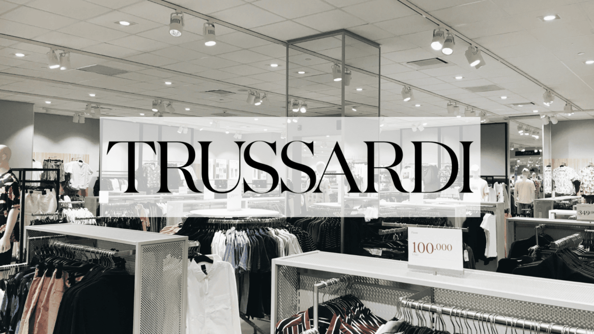 interno negozio trussardi: abbigliamento elegante e luminoso