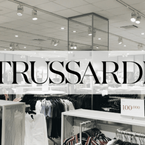 interno negozio trussardi: abbigliamento elegante e luminoso