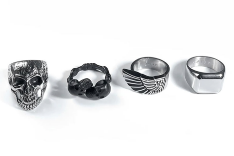 anillos de calavera y sello en plata y negro