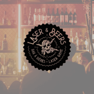 bar laser et bières : logo crâne pirate lumineux