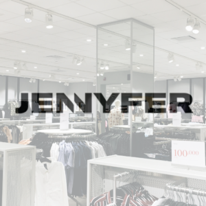intérieur lumineux de la boutique jennyfer