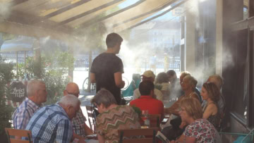 café terrasse brume chaleur