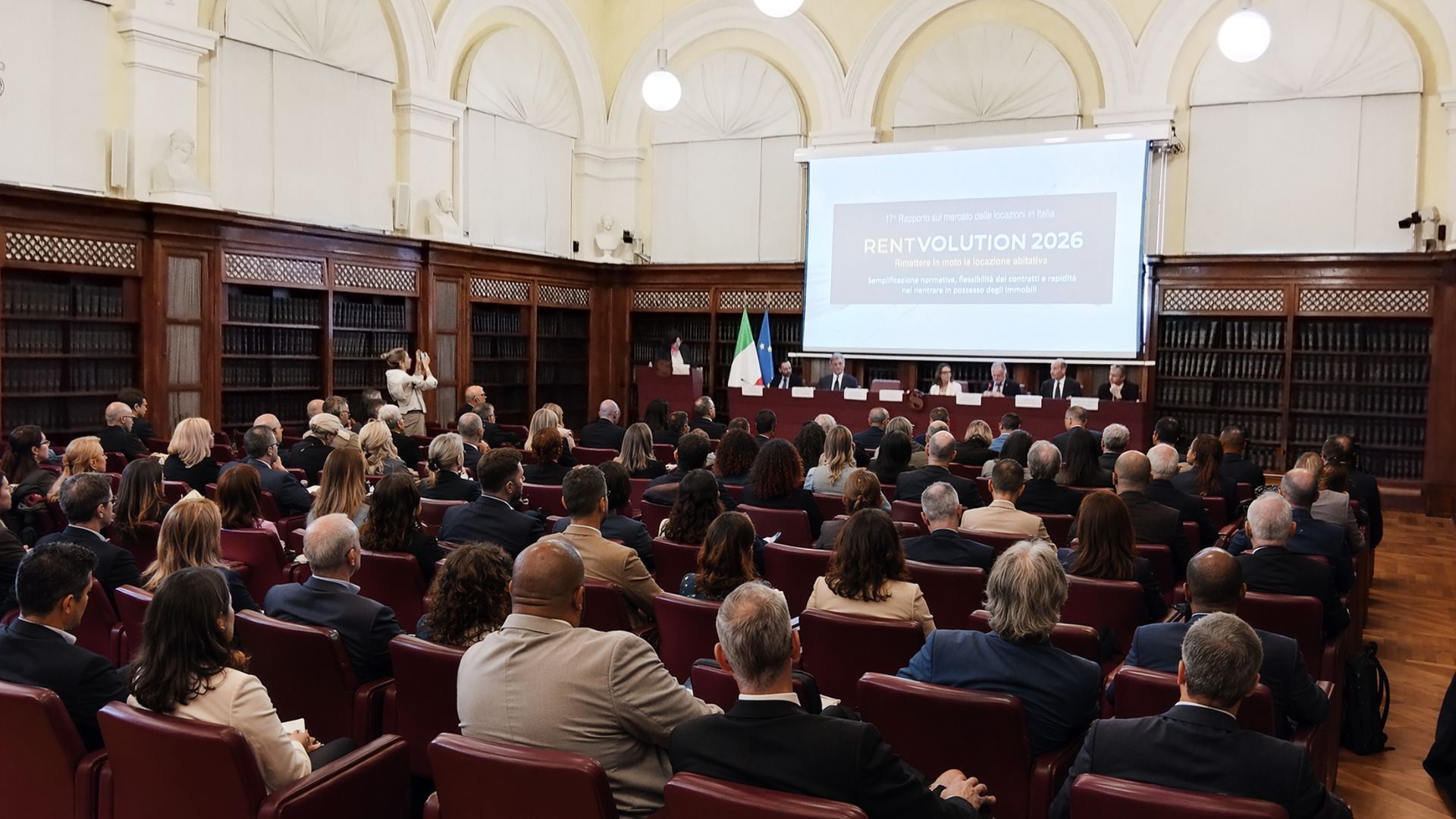 conferenza rentvolution 2026 in sala storica