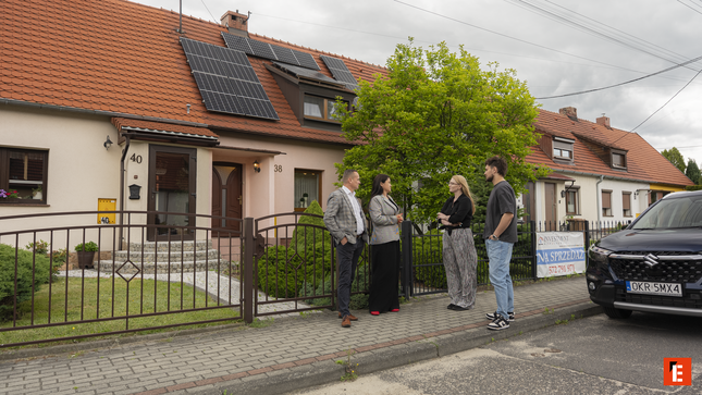 szeregówki 38 i 40 z panelami słonecznymi