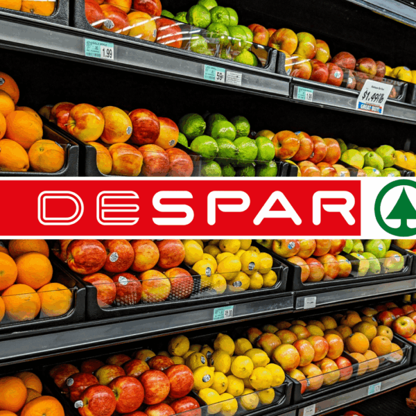 banco frutta colorato al supermercato despar
