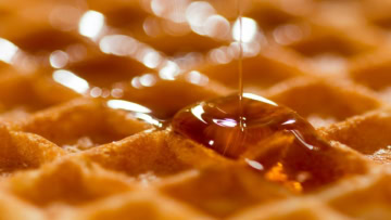 gaufre dorée au sirop : gros plan appétissant