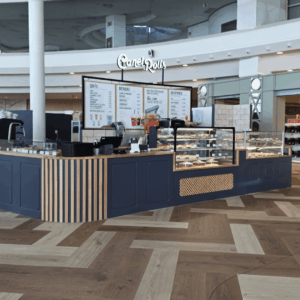 quiosco de café moderno y pastelería en centro comercial