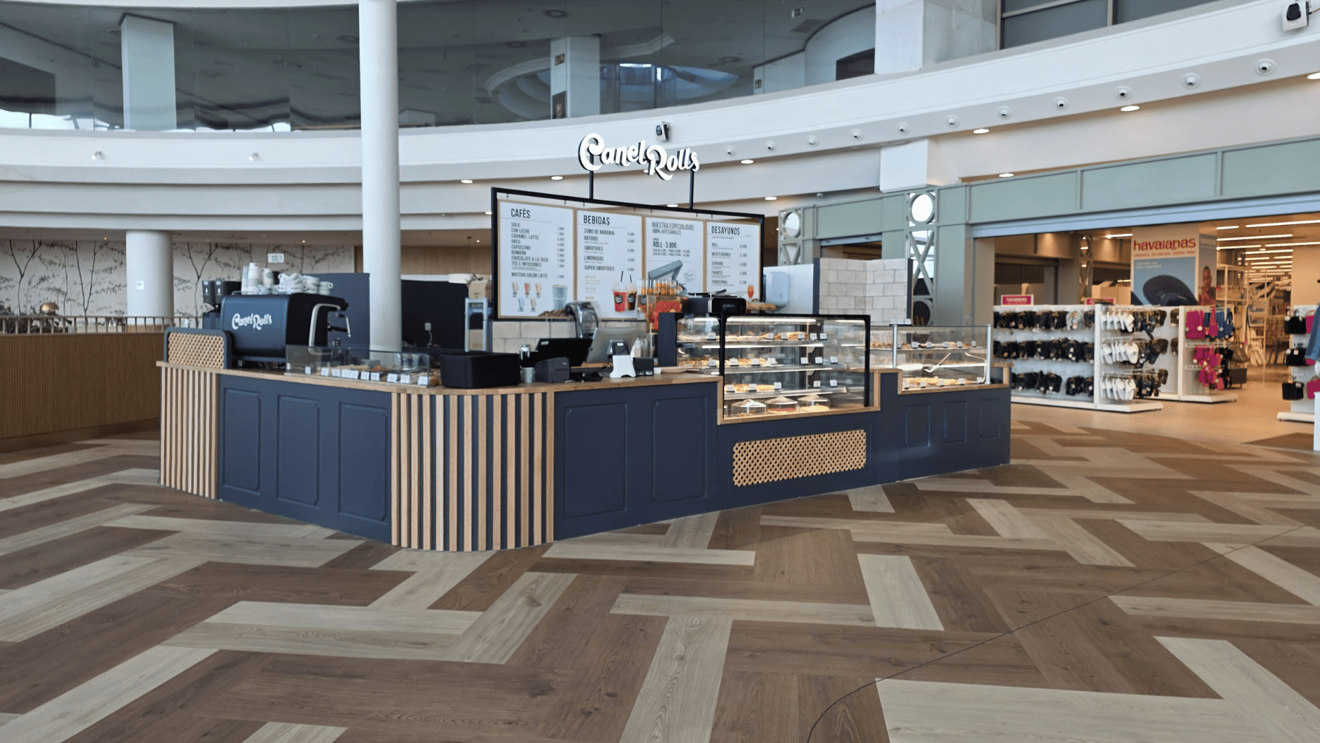 quiosco de café moderno y pastelería en centro comercial