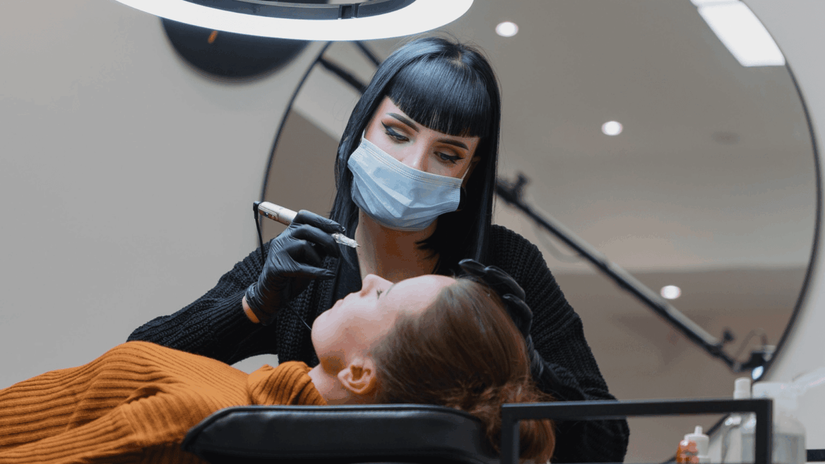 microblading profesional: cejas perfectas en estudio
