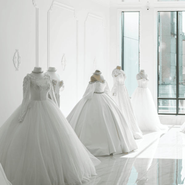 vestidos de novia en atelier luminoso