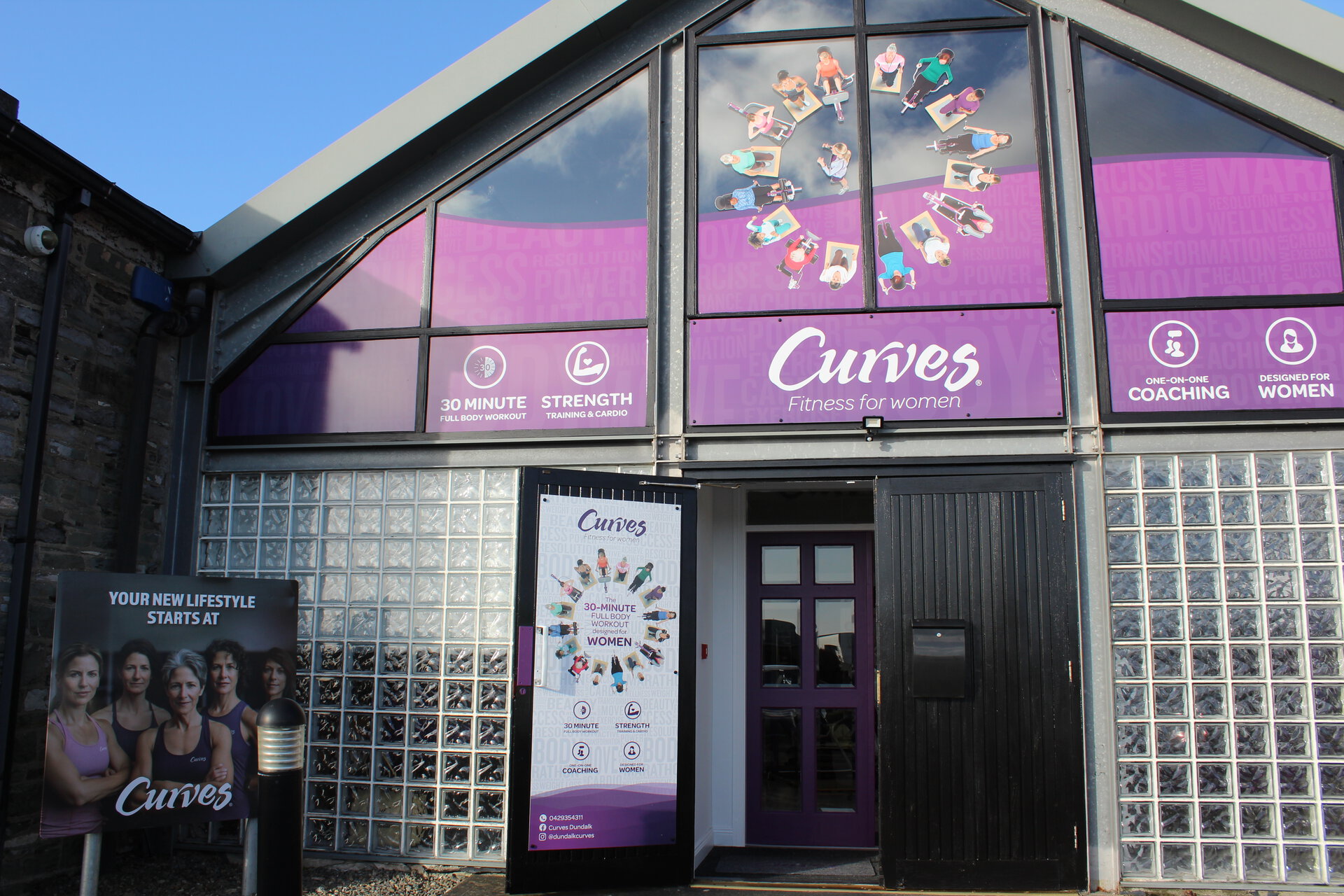 façade du centre curves fitness pour femmes
