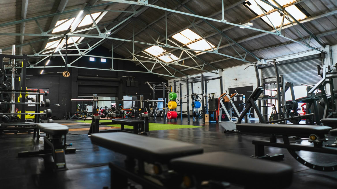 salle de musculation industrielle et entraînement fonctionnel