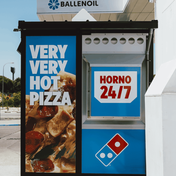 kiosco dominos 24/7: pizza siempre caliente