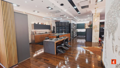 comedor moderno de lujo con mesa de madera