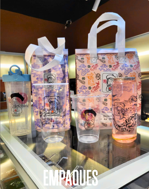 expositor de vasos y bolsas personalizadas