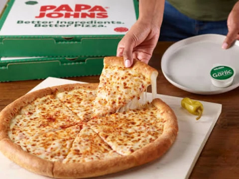 pizza de queso papa johns con hilo de queso