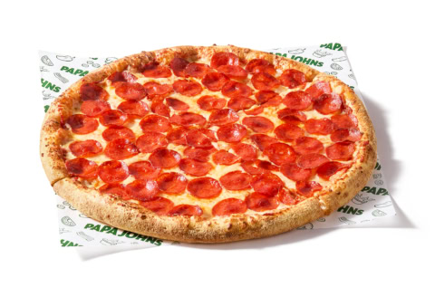 pizza de pepperoni papa john’s sobre fondo blanco