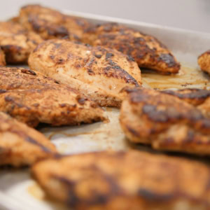 poitrines de poulet dorées et caramélisées