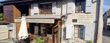 façade de la boulangerie première moisson en terrasse