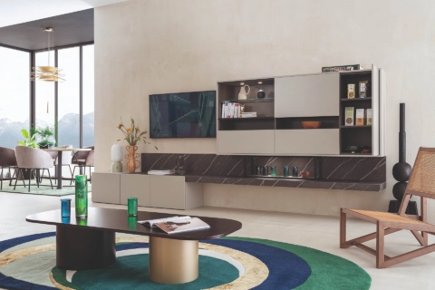 salon moderne lumineux avec baie vitrée et vue sur montagnes