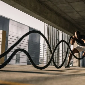 allenamento urbano con corde pesanti