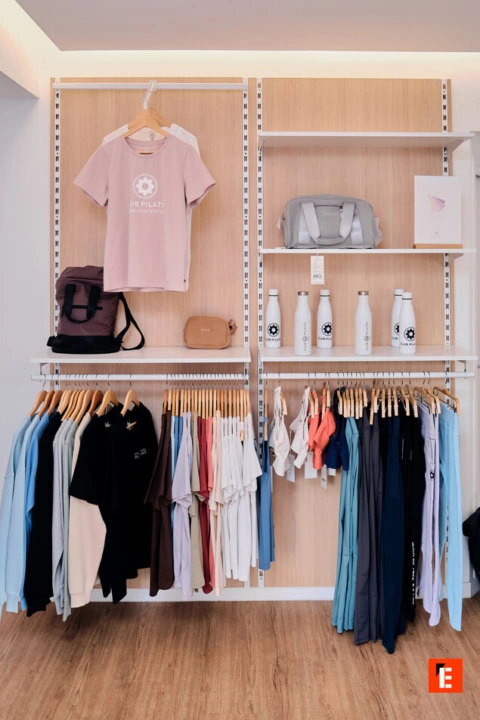 boutique sport chic minimaliste — vêtements et accessoires