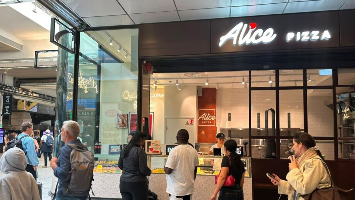 ingresso di alice pizza in galleria commerciale