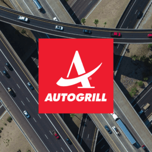 logo autogrill sur échangeur autoroutier aérien
