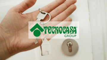 chiavi di casa tecnocasa group in mano