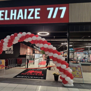 entrée festive du delhaize 777 à neerpede