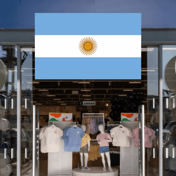 entrada kiabi decorada con globos argentinos