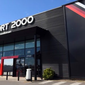 façade sport 2000 frontignan, boutique sportive moderne