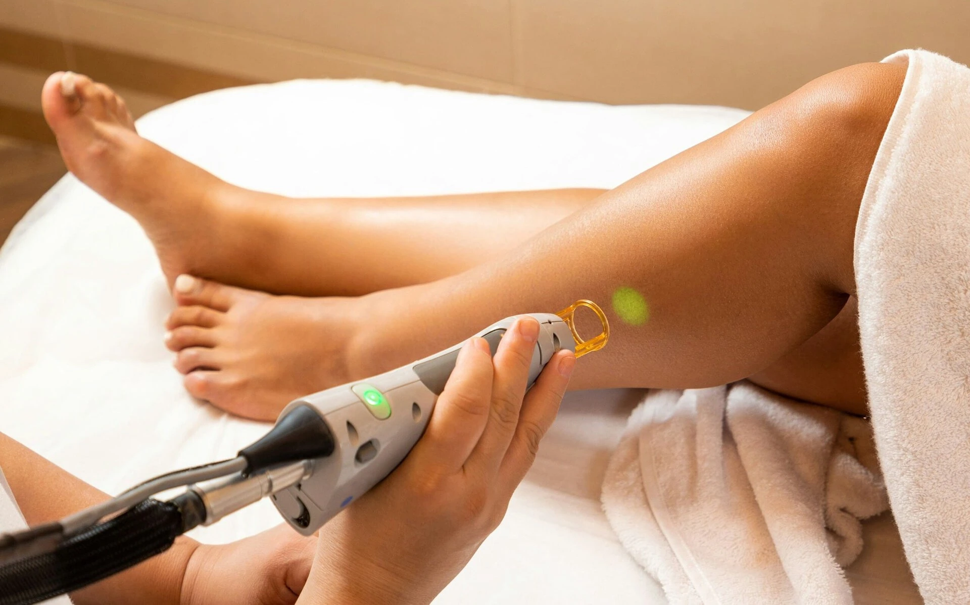trattamento laser estetico alla gamba in spa
