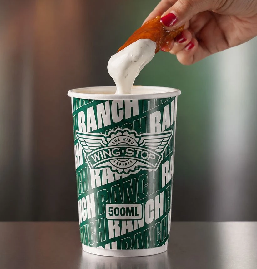 wingstop ranch: alette con salsa cremosa
