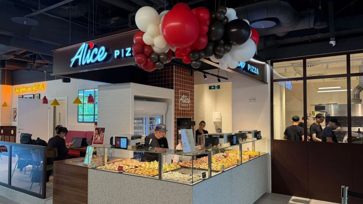 intérieur alice pizza moderne et festif