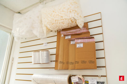 tienda de suministros de empaque y envío